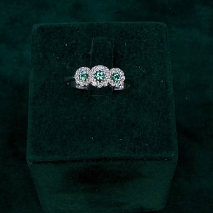 Trio di Brillanti Smeraldi