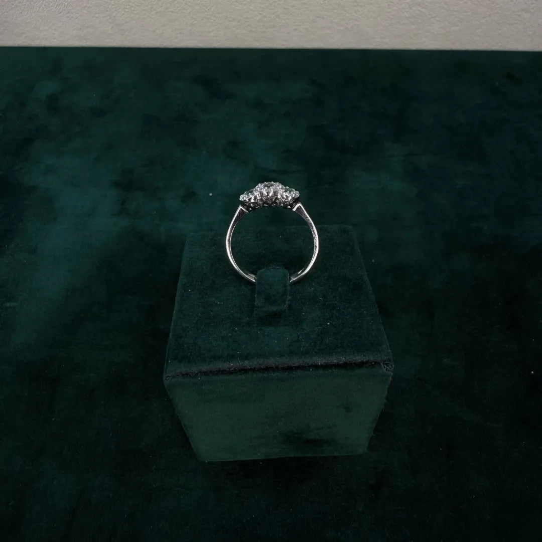 Trio di Brillanti Smeraldi