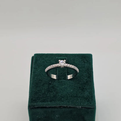 Anello Solitario 18kt Scalar