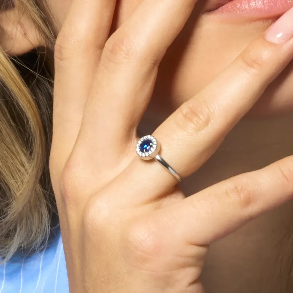Luca Barra - ANELLO DONNA IN ACCIAIO CON ELEMENTO CON ZIRCONI BLU E BIANCHI